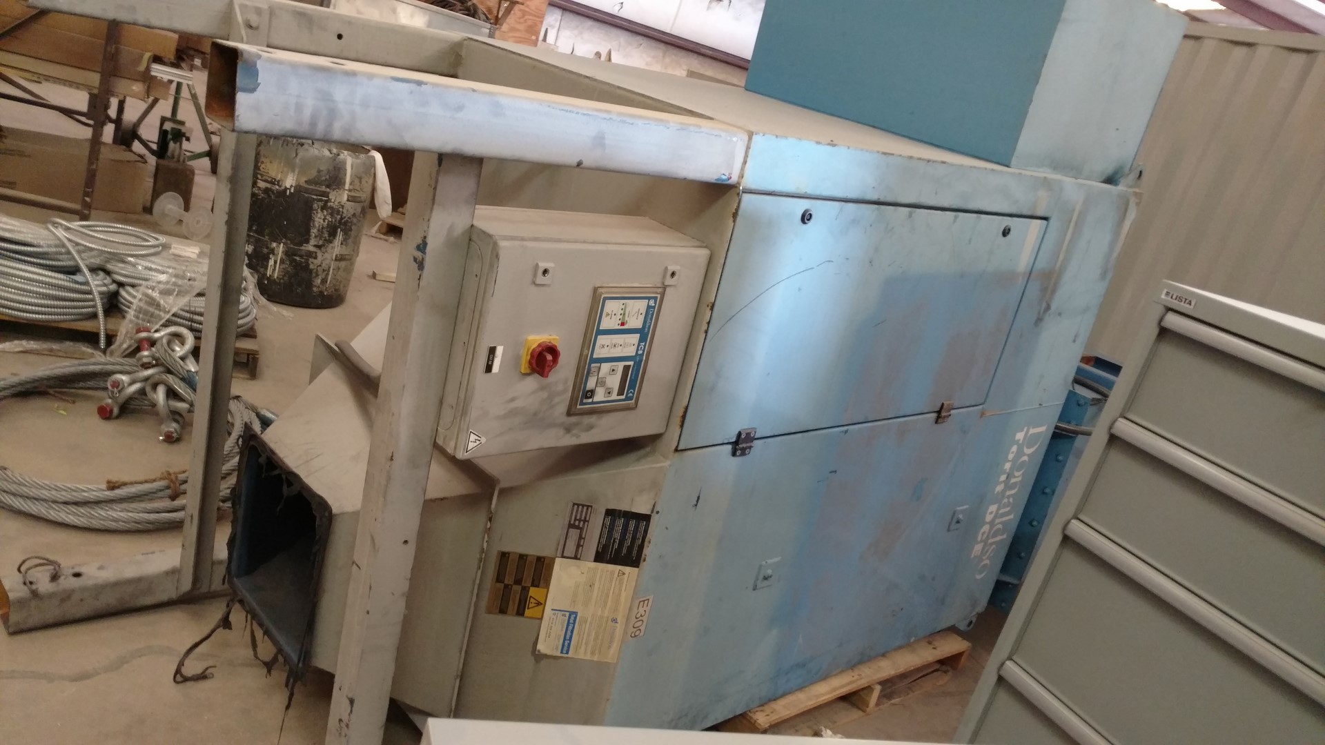 AirFlow Systems DTH-1700 (1,150 CFM) Used Downdraft Table 